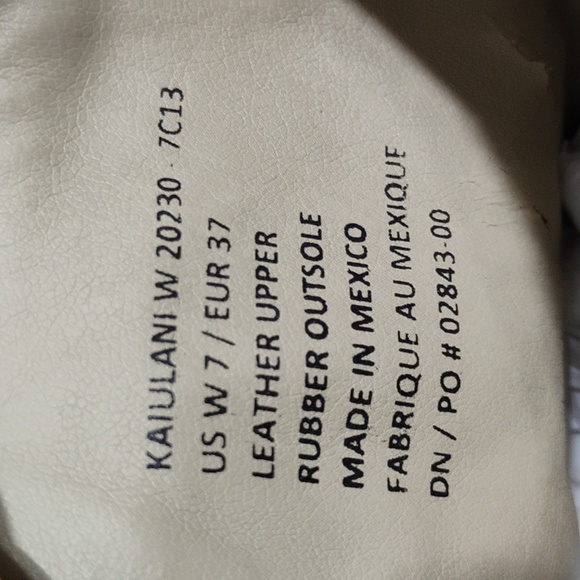 Olukai Kalulani Boot Seal Brown Mustang Distressed Boots Sz.7 Gently Worn - Picture 13 of 16